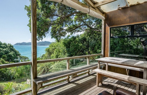 Waipu Cottage | Langs Hideaway - Langs Beach Holiday Home