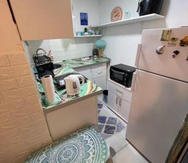 Risan House | Laniakea small apartment in shared house
