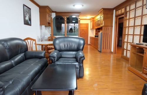 Chang Phueak Condo | Lanna Style large 1BR Condo w PoolWifi @Hillside 4 Nimman 2 beds
