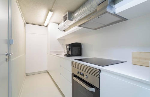 Santos Apartment | Lapa Diplomatic Suite&Flat by FeelLisboa
