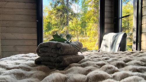 Muonio House | Lapland Landscape XXL Cabin with Nature View, Sauna, Fireplace & Kitchen, Sodankylä, Luosto, Fell Village