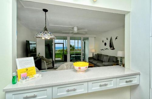 Longboat Key Apartment | LaPlaya 106A Beach front Just steps to the white sand and turquoise Gulf of Mexico