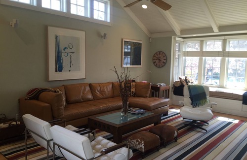 Larchmont House | Larchmont Manor: Walking Distance To Train, Town and Schools 30 Minutes from NYC