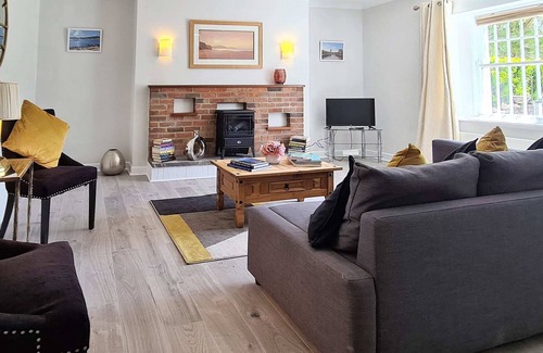 Ballsbridge House | Large 1 bed Apt, in the best location in Dublin!