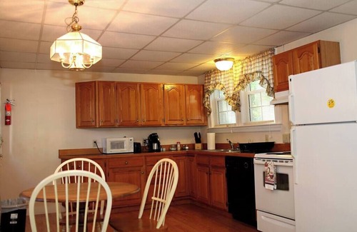 Deering Center Apartment | Large 1 bed w/private deck