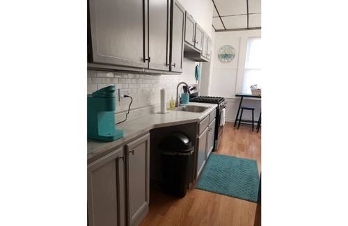 Quincy Apartment | Large 1 Bedroom Apt. with Wifi centrally located