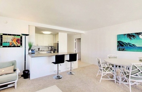 Waikiki Condo | Large 1BR/1BA with SPACIOUS Lanai! Right by Waikiki Beach!