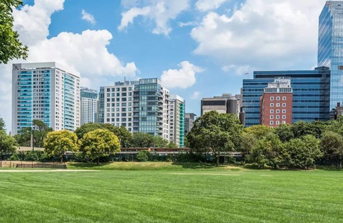 West End Apartment | Large 2 Bed/2 Bath, Modern Building, Across MGH, Centrally Located Parks shops