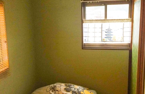 Shiki House | LARGE 200 SQ M HOUSE 30 MIN TO SHINJUKU