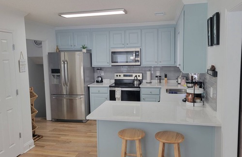 Bethlehem House | LARGE 3 BEDROOM 2 BATHS BEAUTIFUL PEACEFUL HOME