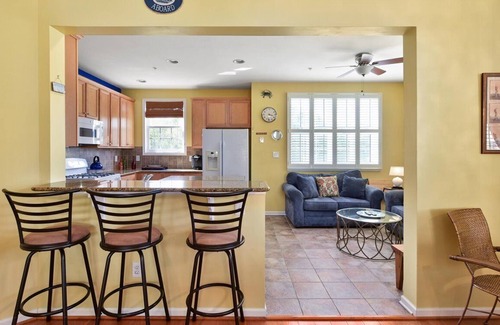 Bayside House | Large 3BR 2.5BA Garage Townhouse in Great West OC Neighborhood with Pool.