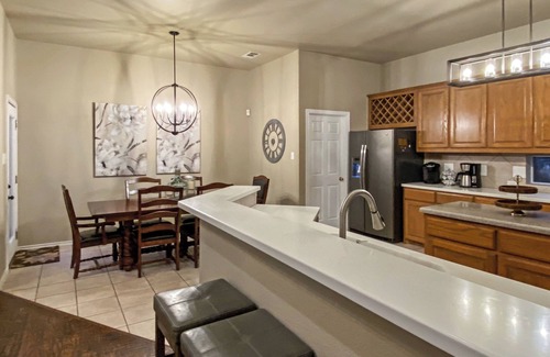 The Colony House | Large 4 Bed/3 Bath House Near All, The Colony - Frisco, Pool, Hot Tub Sleep 1-12