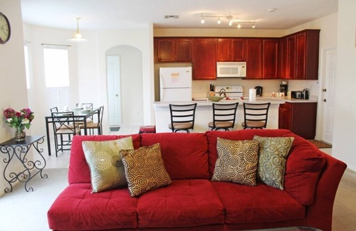 Sunset Ridge House | Large 4 Bed Home On Gated Community