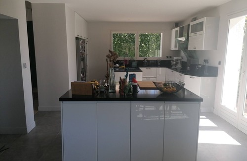 Divonne-les-Bains House | Large 4-bedroom villa in the sun between beaches and mountains