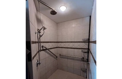 Negaunee House | Large 4 bedroom home in the heart of Negaunee