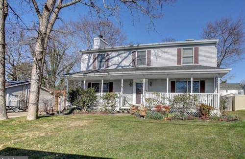 Ocean Acres House | LARGE 5 BEDROOM HOME MINUTES FROM LBI