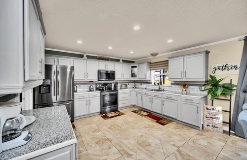 Kissimmee Villa | Large 5 Bedroom Property Close to All The Attractions