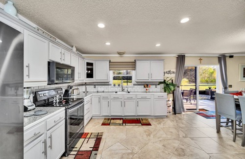 Kissimmee Villa | Large 5 Bedroom Property Close to All The Attractions