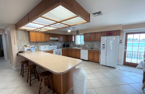 Summerland Key House | Large 5 Bedroom Canal Home in Summerland Key, FL with Pool