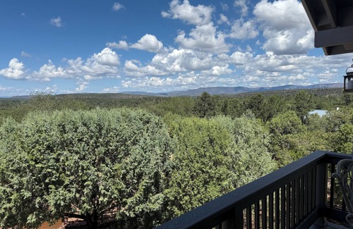 Payson Apartment | Large 500 square ft studio with private garage in a very quiet cul-de-sac