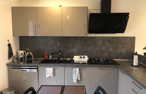 Saint-Aubin-sur-Yonne House | Large 7-bed apartment in recent bungalow