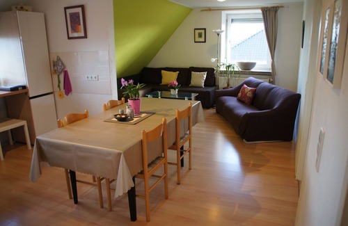 Region Hannover District Condo | Large 84sqm vacation apartment with garden in Wunstorf