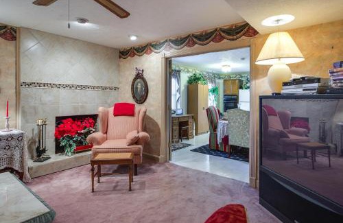 Danville Apartment | Large and Private Guest House Apt with Patio and Views!