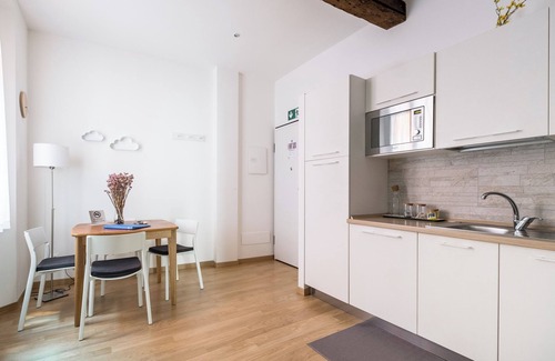 L'antico Ghetto Ebraico Apartment | Large and quiet 3-rooms flat, just in the inner center of Bologna!