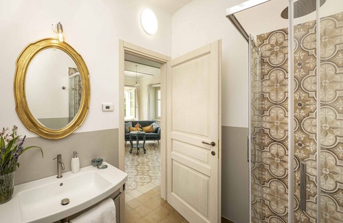 Mascarelli Apartment | Large Apartment 2 with swimming pool and terrace in an ancient country house