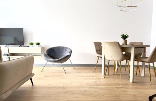 Nowy Port Apartment | Large apartment by the sea
