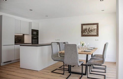Muhlthal Apartment | Large apartment combination near the ski lift