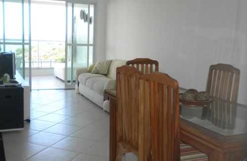Enseada Azul Apartment | Large apartment facing beach Bacutia with 3 suites and gourmet balcony
