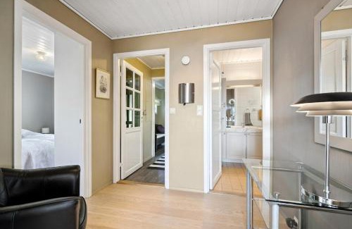 Tromso Apartment | Large apartment for max 13pax Tromsø