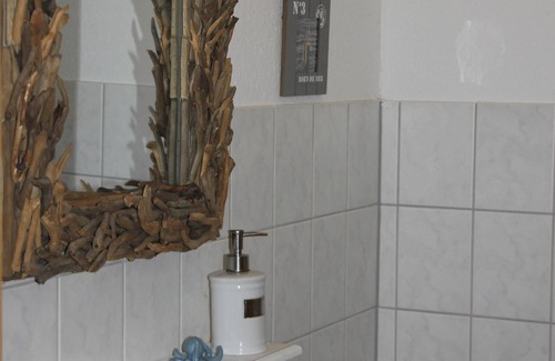 Bautzen Apartment | Large apartment in the heart of Bautzen's old town with a view of the ruins of the monastery