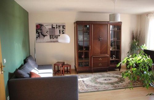 Bautzen Apartment | Large apartment in the heart of Bautzen's old town with a view of the ruins of the monastery