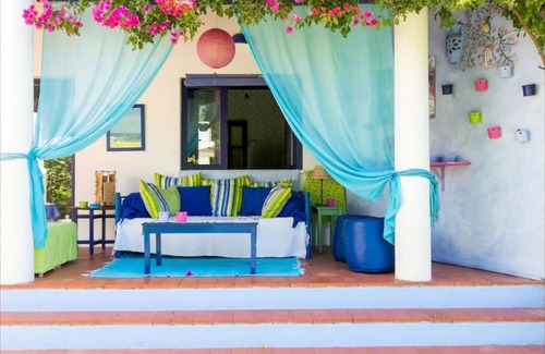 Sao Martinho do Porto House | Large architect-designed house with garden & sea view, 3-minute walk from the beach