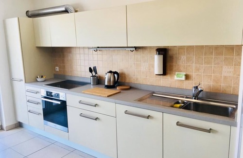 Gare Apartment | Large Art Deco Flat 100m2 in City Center - Parking