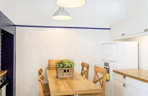 Principe Real Apartment | Large Bairro Alto 2 up to 22guests by Central Hill