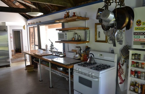 Montauk House | Large Beach Bungalow Next To Pond In Montauk