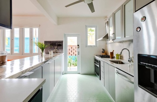 Ocean Park House | Large Beach House With Bonus