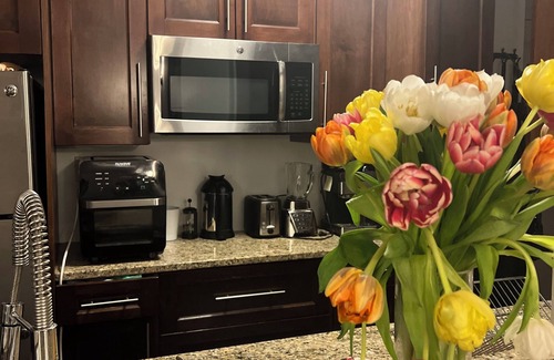 Chelsea Apartment | Large Beautiful Private-Bedroom in 2BD Apt in Hudson Yards New York