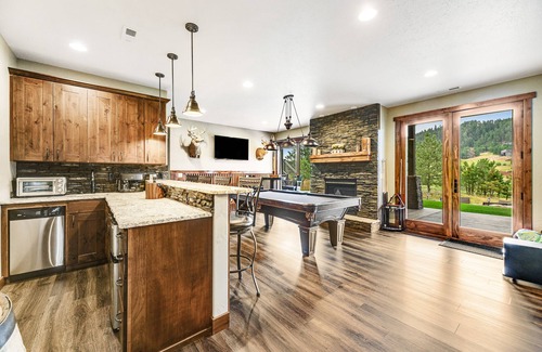 Sturgis House | Large Black Hills home near Mount Rushmore with private hot tub & pool table