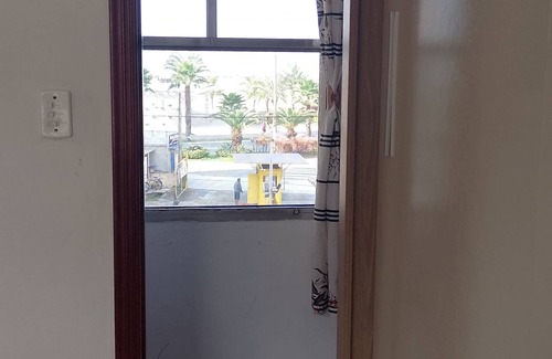 Guilhermina Apartment | Large apartment, sea view with Wi-Fi