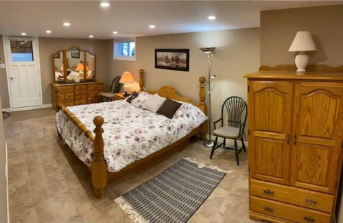 Georgetown Apartment | Large, bright garden level - in a great location!