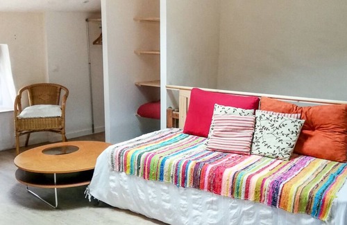Dieulefit Apartment | Large bright studio, Dieulefit center