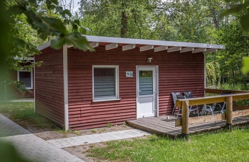 Weiwasser/O.L. House | Large bungalow - KiEZ Am Braunsteich Weißwasser