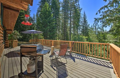 Sagle House | Large Cabin with Fire Pit and Grill on 34 Acres!
