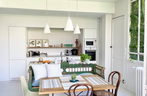 Saint Seurin - Fondaudege House | Large charming house with pool in the center of Bordeaux Public Garden