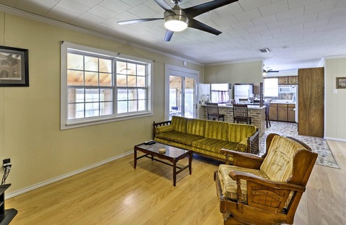 Lake Whitney House | Large Clifton Home w/Yard & Access to Lake Whitney