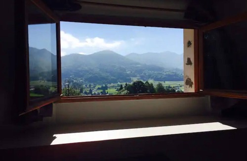Gerde House | Large, comfortable house in Bagneres